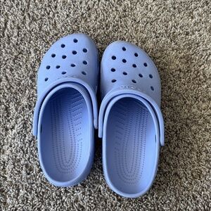 Light Blue Crocs Powder color size 9 used.